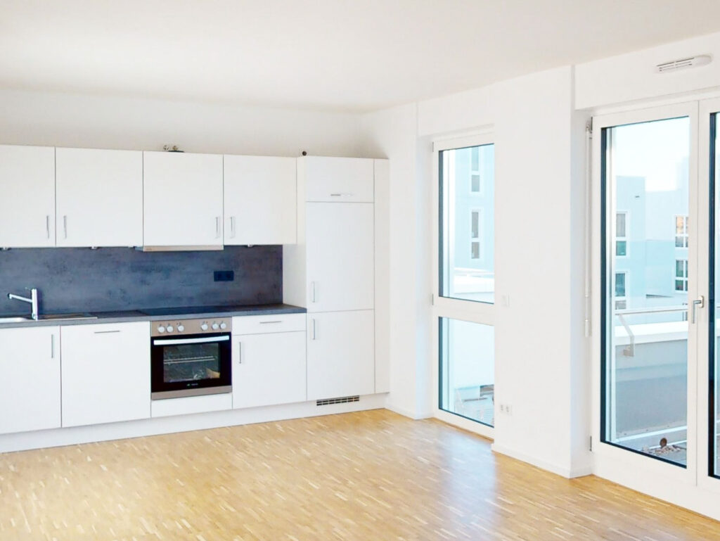 Wohnen im Grünen: Stilvolle 2-Zimmer-Wohnung mit großem Garten im SULLIVAN Parkside, Franklin - Photo 3