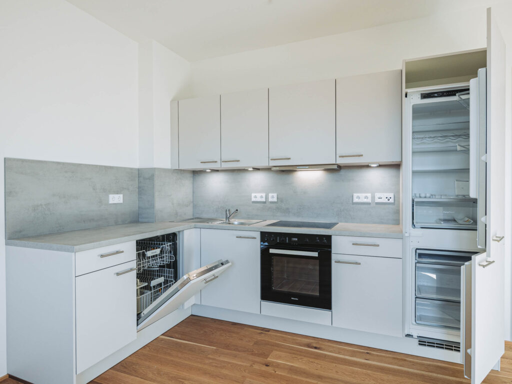 Modernes Wohnen: Exklusive 4-Zimmer-Neubauwohnung mit Einbauküche - Foto 3