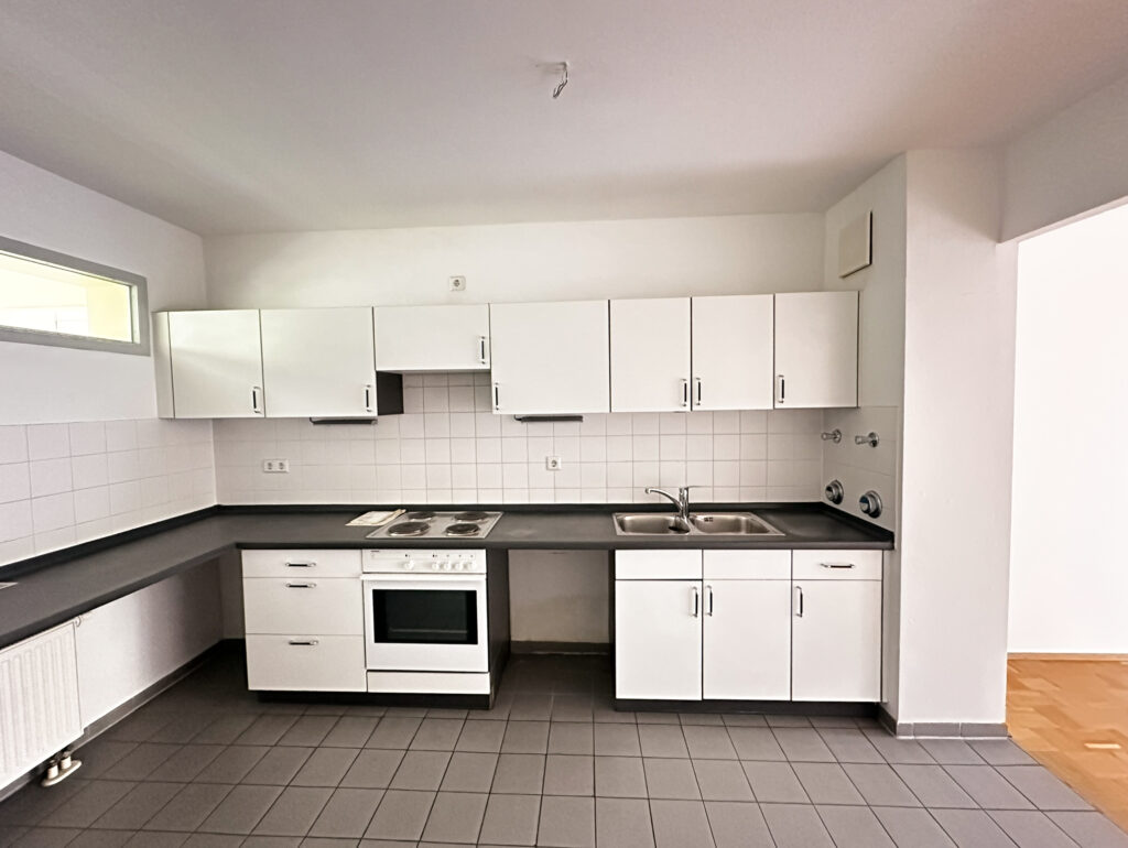 Zentrales Wohnen mit Altbauflair – 3-Zimmer Wohnung in Friedrichshain - Foto 2