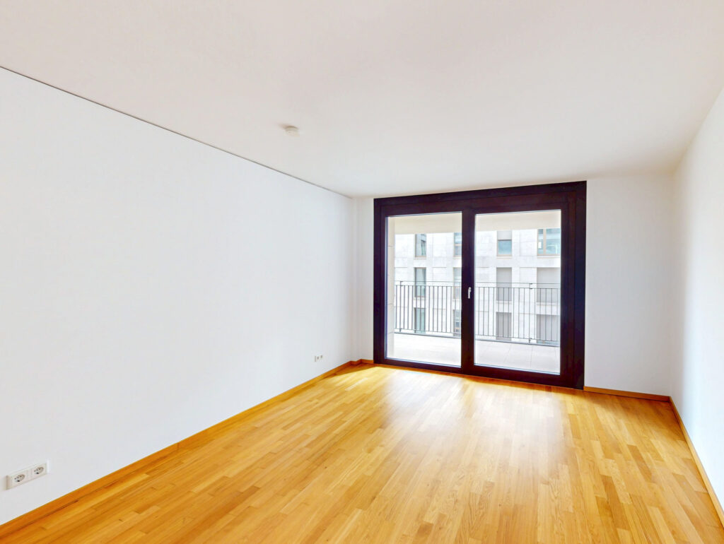 Helles 2-Zimmer-Apartment mit großer Loggia - Photo 2