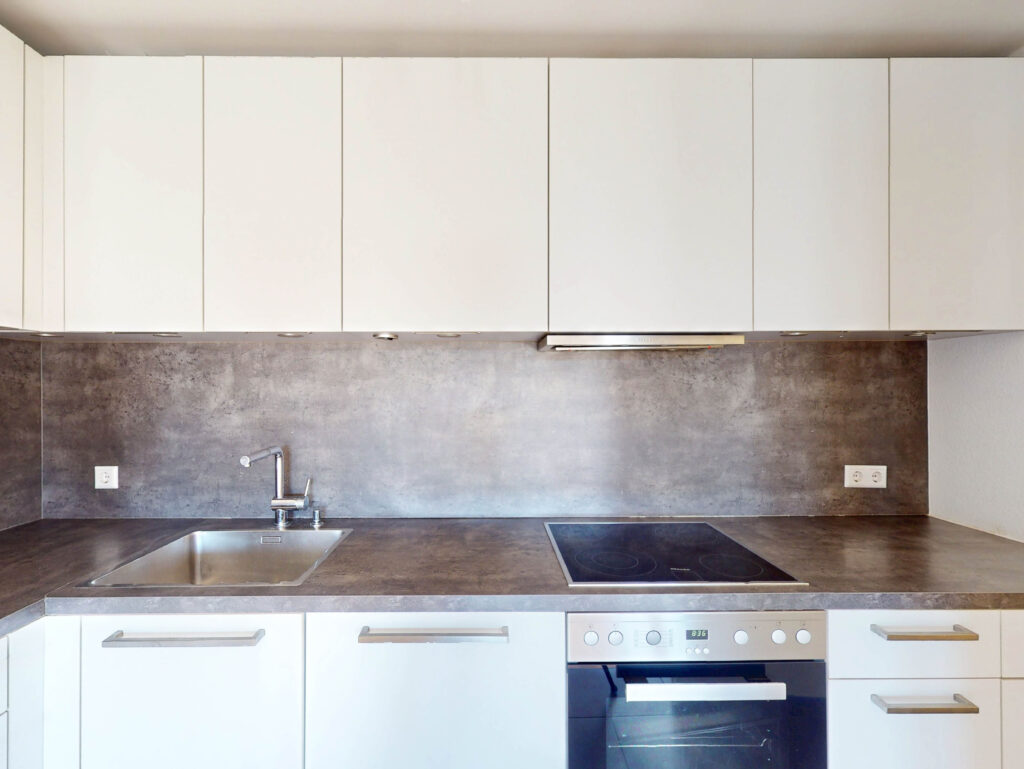 Ankommen in den Arkaden: Stilvolle 3-Zimmer-Wohnung mit Innenhof-Balkon - Photo 5