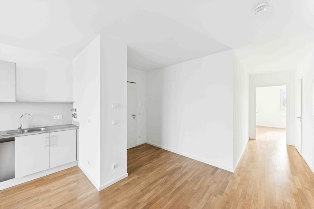 Attraktive Wohnung für Familien: 3 Zimmer mit Balkon und Einbauküche - Foto 2