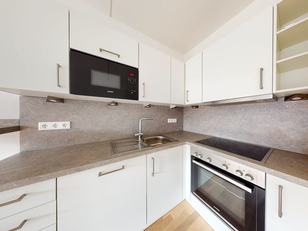 Helle 2 Zimmerwohnung mit Einbauküche - Photo 2