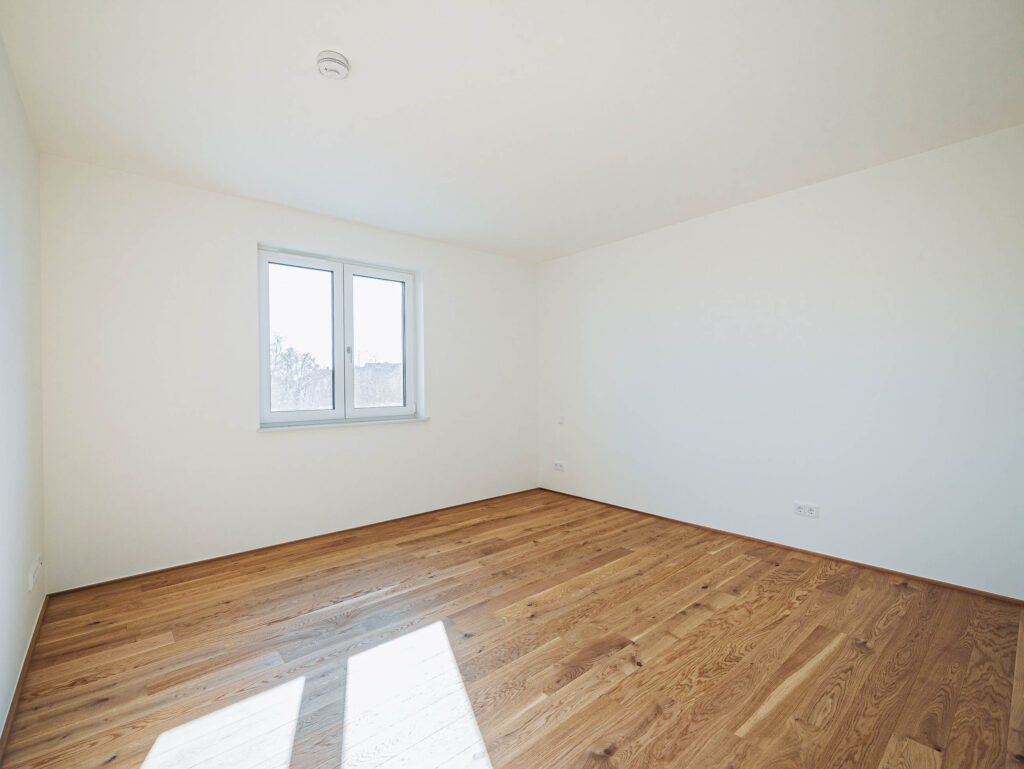 Modernes Wohnen: Exklusive 4-Zimmer-Neubauwohnung mit Einbauküche - Foto 1