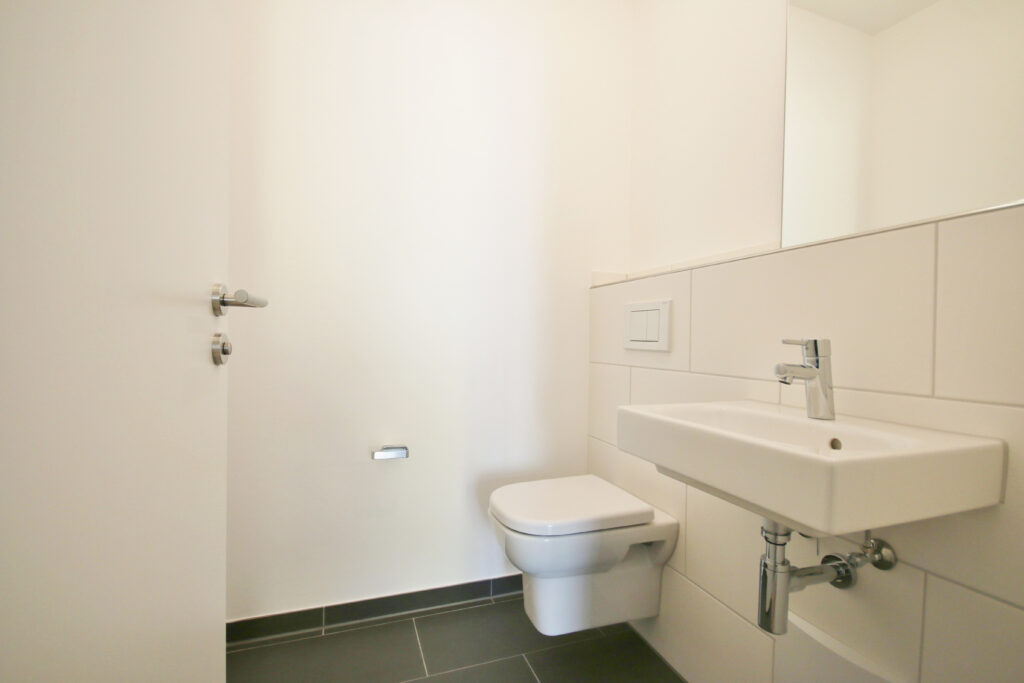 Moderne 3-Zimmer-Wohnung mit Loggia - Photo 5