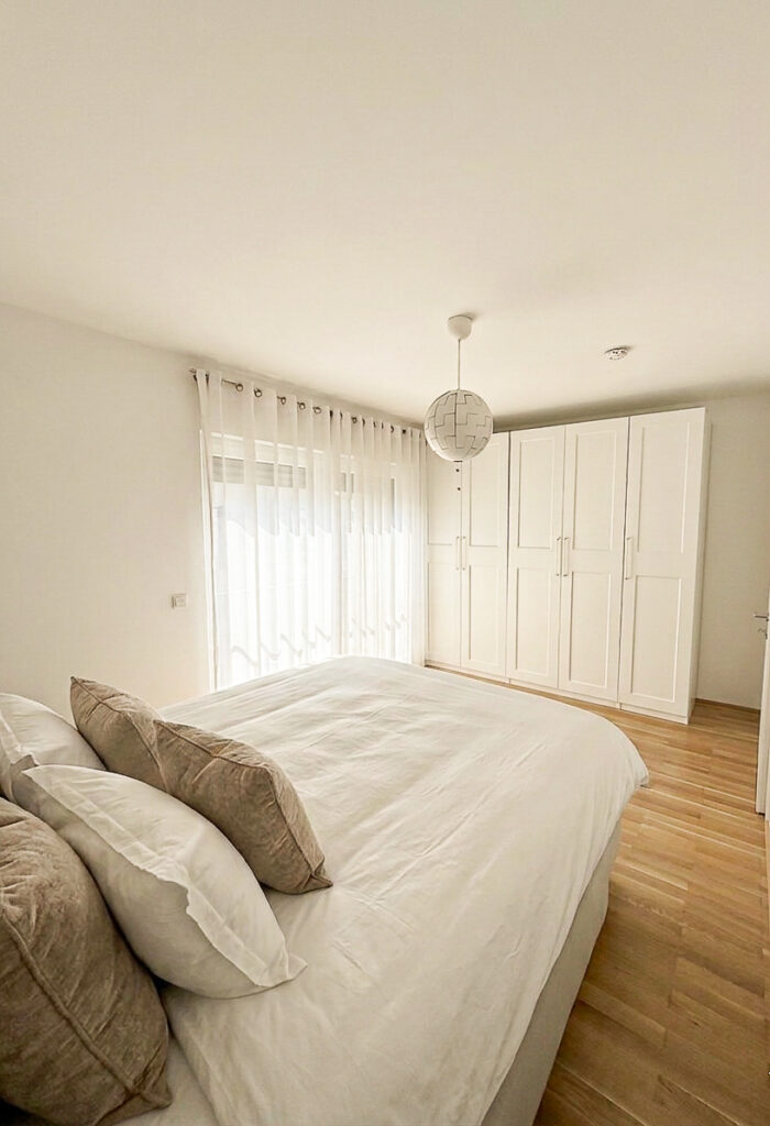 Moderne 3-Zimmer-Wohnung mit EBK und Abstellraum - Photo 2