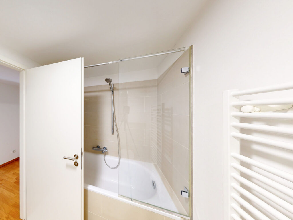 Im Herzen der Altstadt: 2 Zimmer mit Loggia - Photo 5