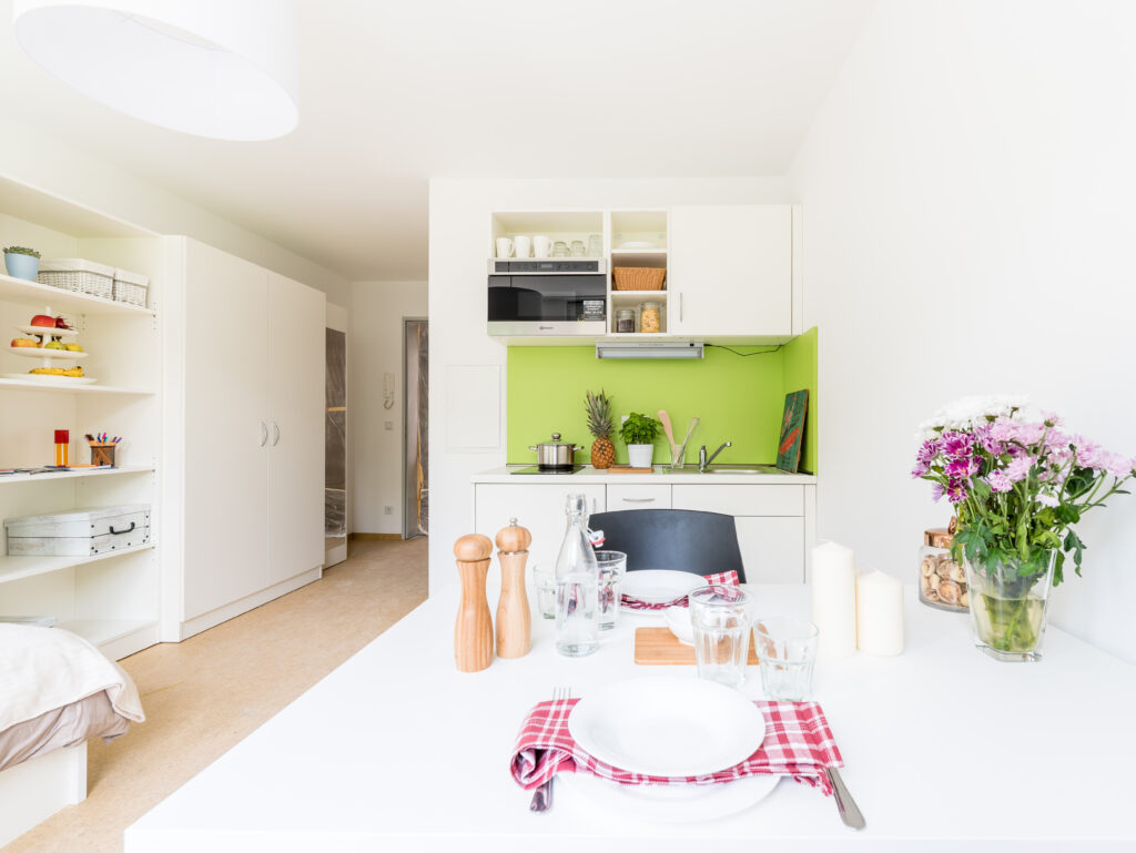 Perfekt ins Studium starten! Möbliertes 1-Zimmer Apartment in Weimar - Photo 2