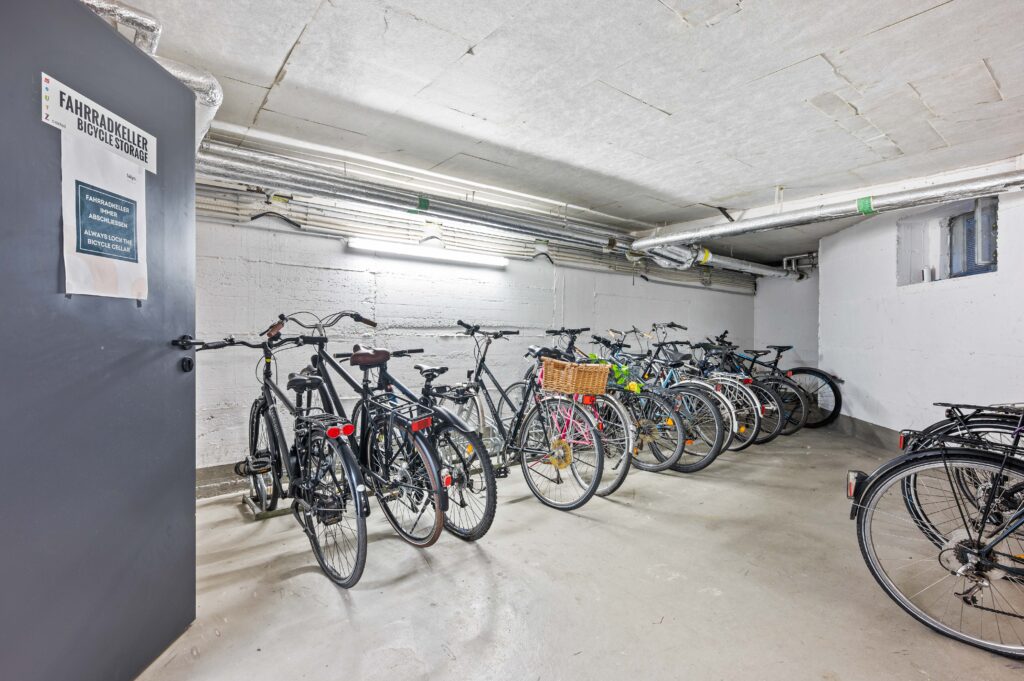 Möbliertes Zimmer in Männer-WG in zentraler Lage für Studenten und Azubis - Foto 5