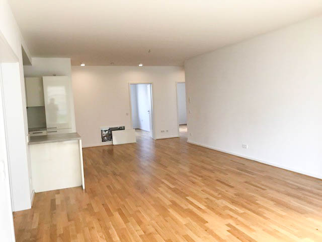 Perfekt für Familien: 5 Zimmer mit Terrasse in ruhiger Innenhoflage - Photo 4