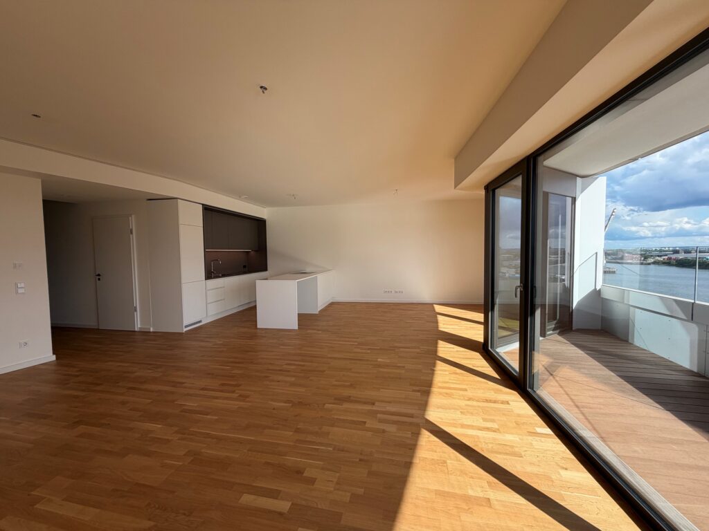 Einzigartige 4-Zimmer-Penthousewohnung an der Elbspitze - Photo 2