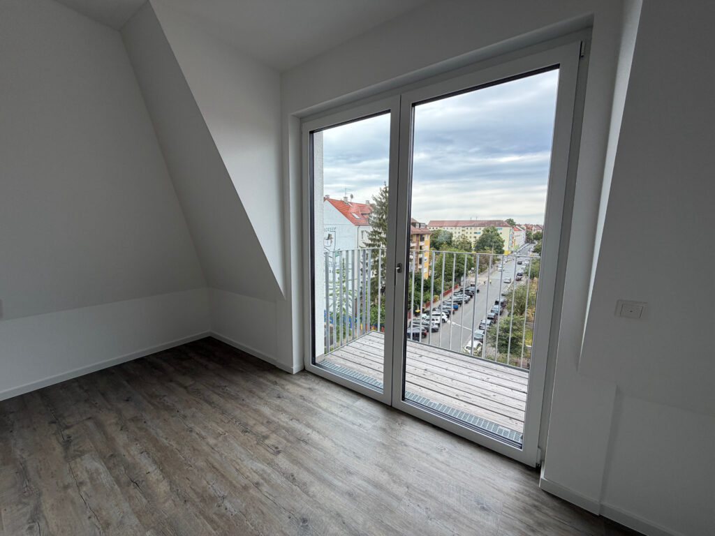 Helle 2-Zimmer-Wohnung mit EBK - Foto 4