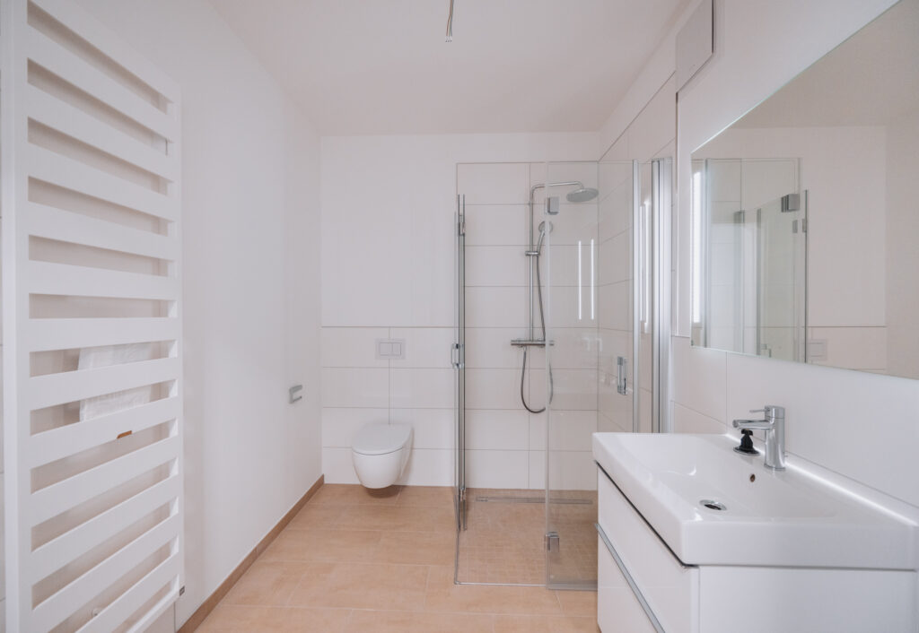Stilvolles Wohnen: Erstklassige 3-Zimmer-Wohnung im Neubau mit Einbauküche - Photo 5