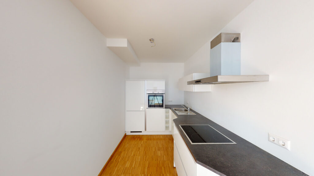 Exklusive 2-Zimmer-Wohnung mit Einbauküche und Balkon in Bahnhofsnähe - Photo 5