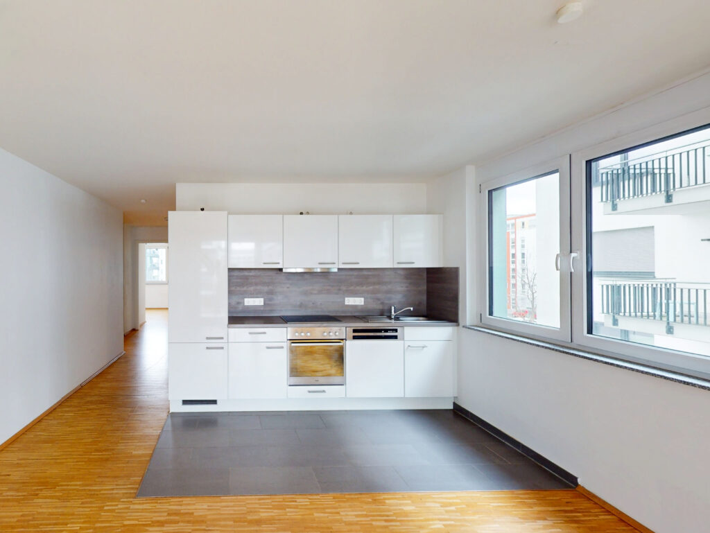 Ihr neues Zuhause: 3-Zimmer-Wohnung mit offener Wohnküche und Balkon - Foto 2
