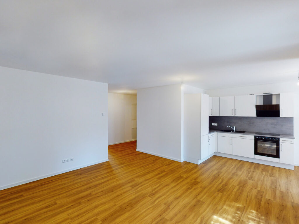 Einziehen und Wohlfühlen: 3-Zimmer-Wohnung mit EBK und Balkon - Foto 4