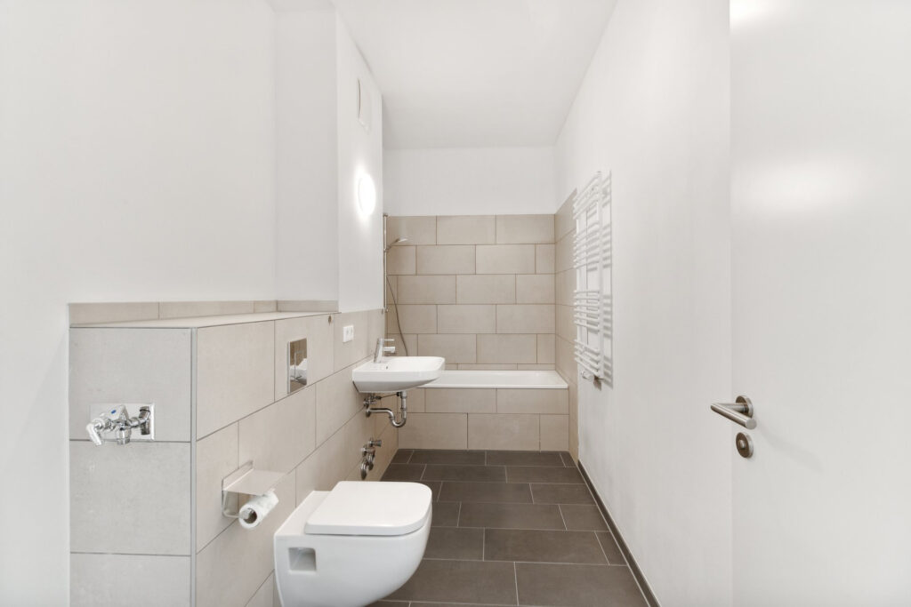 Wohnkomfort im Grünen: 3-Zimmer-Dachgeschosswohnung im Neubau - Foto 3