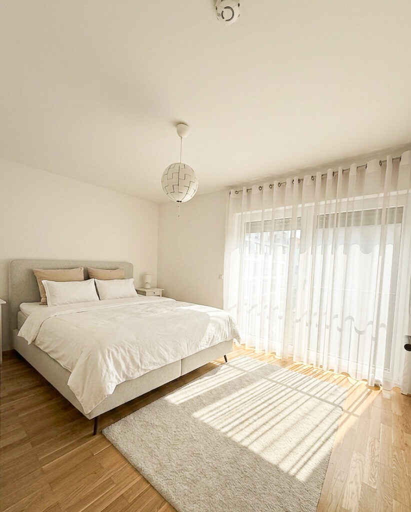 Moderne 3-Zimmer-Wohnung mit EBK und Abstellraum - Photo 4