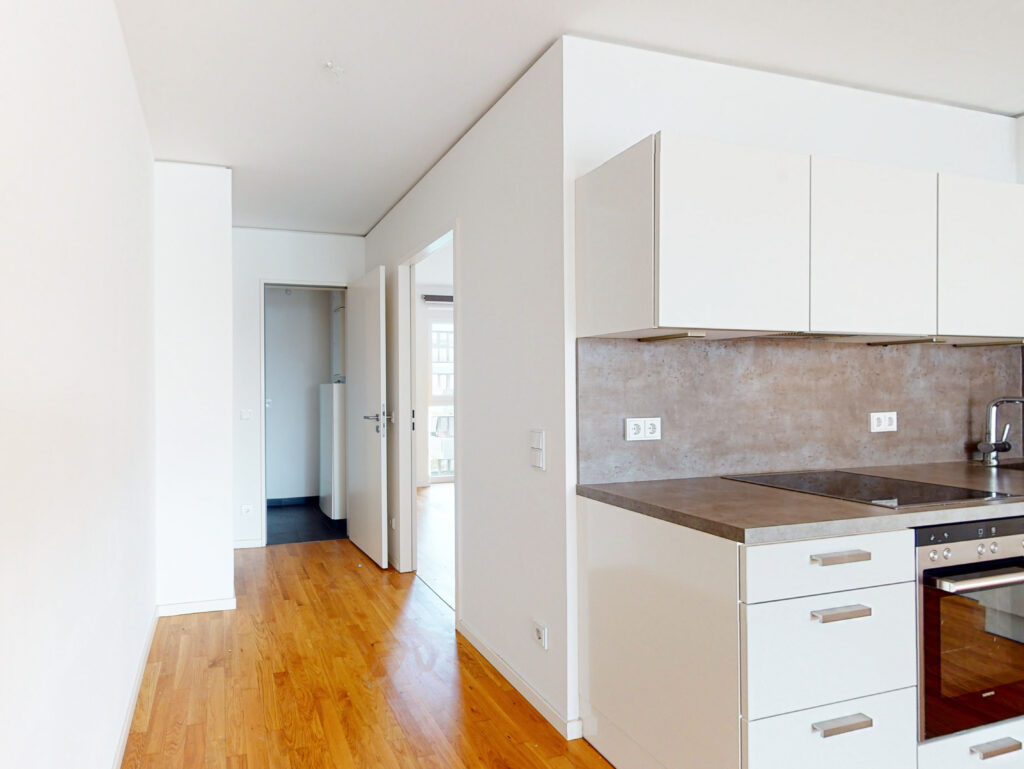 Große 2-Zimmer-Wohnung mit EBK & Balkon - Photo 3