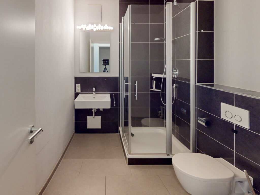 Geräumige 4-Zimmer-Wohnung mit Bad en suite und zwei Balkonen - Foto 5