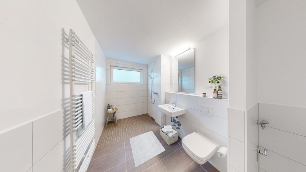 Perfekt für kleine Familien! 3-Zimmer-Wohnung mit EBK - Photo 5