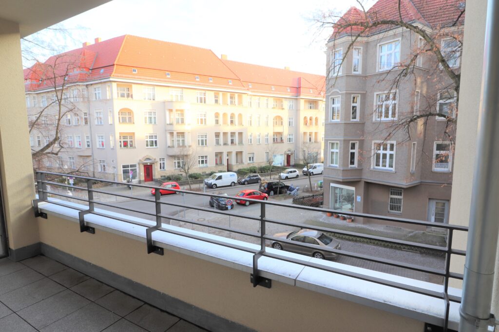 Familien aufgepasst! 4 Zimmer Wohnung mit Terrasse und Einbauküche - Foto 5