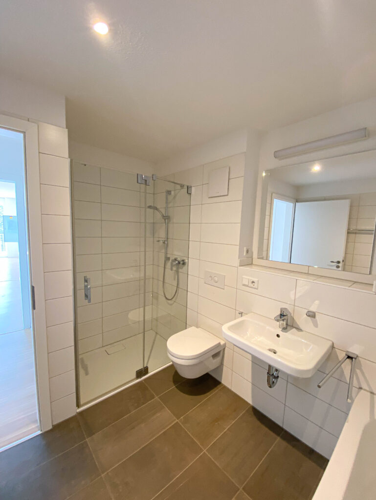 Traumhafte 4 Zimmer Familienwohnung mit Balkon - Foto 3
