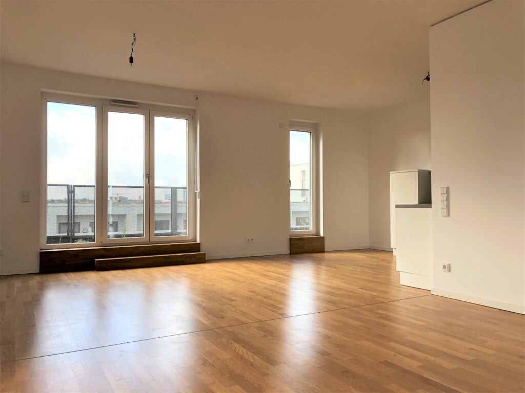 3-Zimmer-Penthousewohnung mit EBK - Foto 2