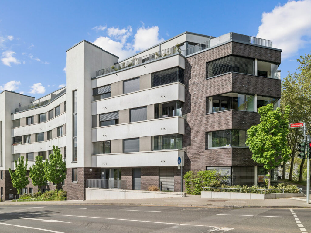 Ankommen und Wohlfühlen: 1 Zimmer mit EBK und Loggia - Foto 5
