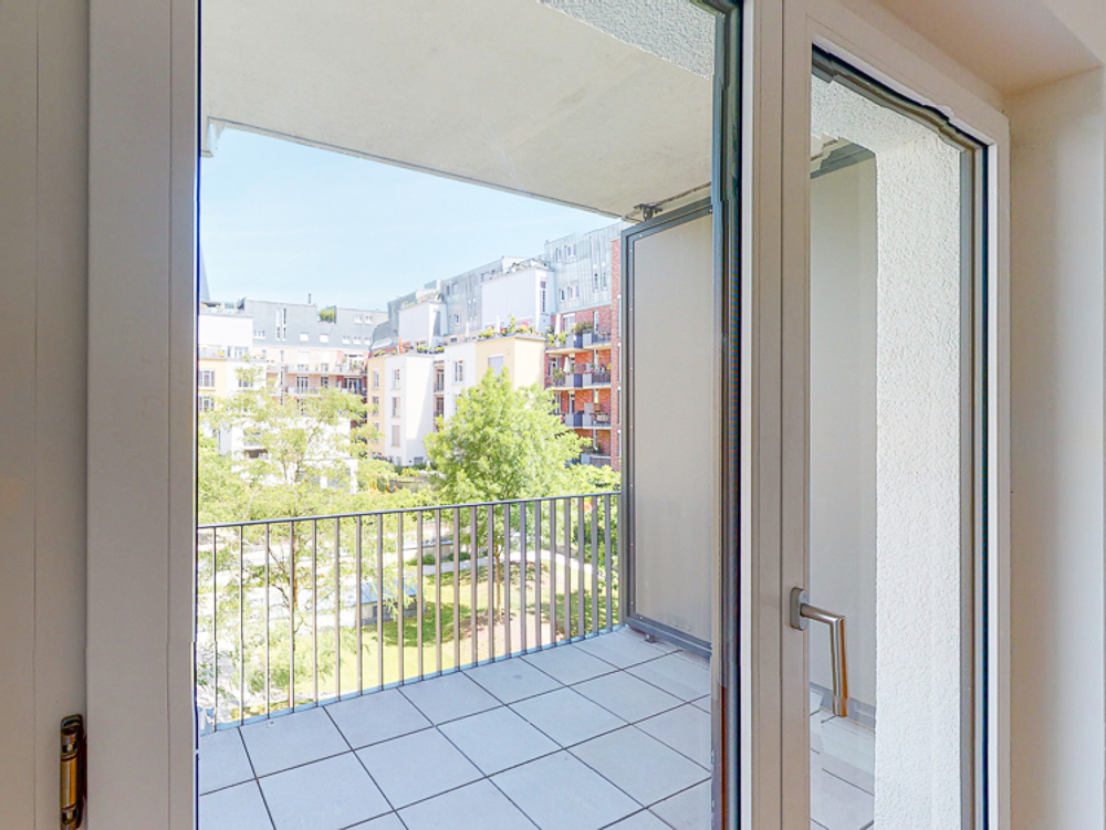 Exklusiv Wohnen im Palais an den Höfen! 3 Zimmer mit EBK und Wintergarten - Photo 5