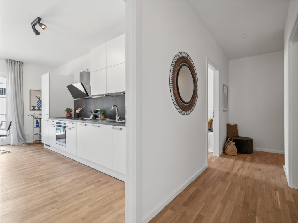 Hochwertiges Wohnen am Ring: Exklusive 3-Zimmer-Dachgeschosswohnung mit Balkon - Photo 1