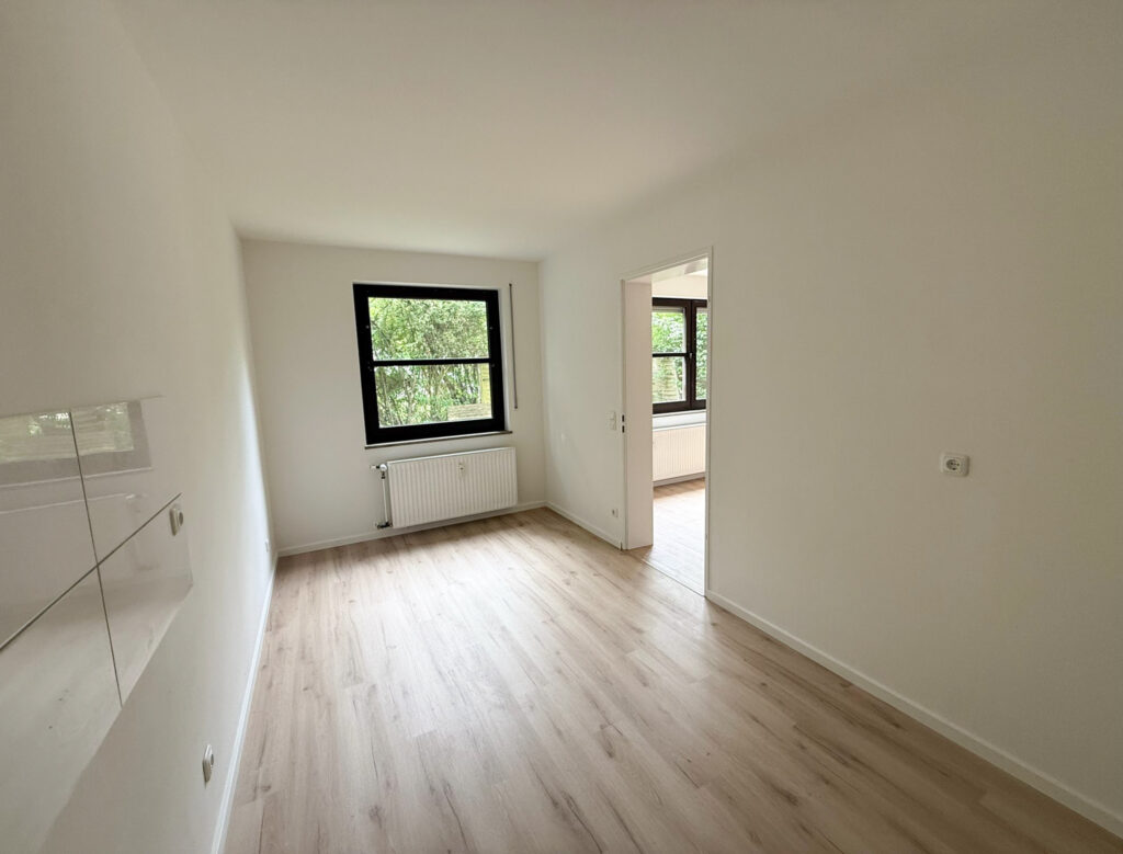 Charmante 2-Zimmer-Wohnung mit toller Anbindung - Foto 2
