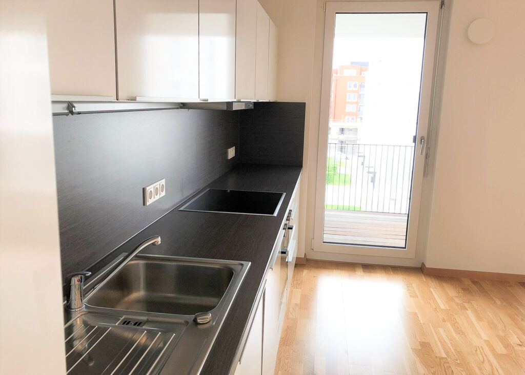 Helle 3-Zimmer-Wohnung mit viel Charm! Inklusive EBK und Balkon - Foto 2