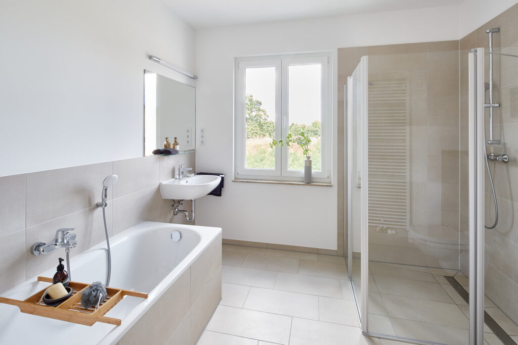 Moderne 2-Zimmer Wohnung in Wassernähe - Foto 4