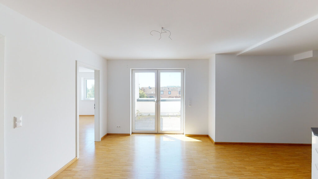 Exklusive 2-Zimmer-Wohnung mit Einbauküche und Balkon in Bahnhofsnähe - Photo 4