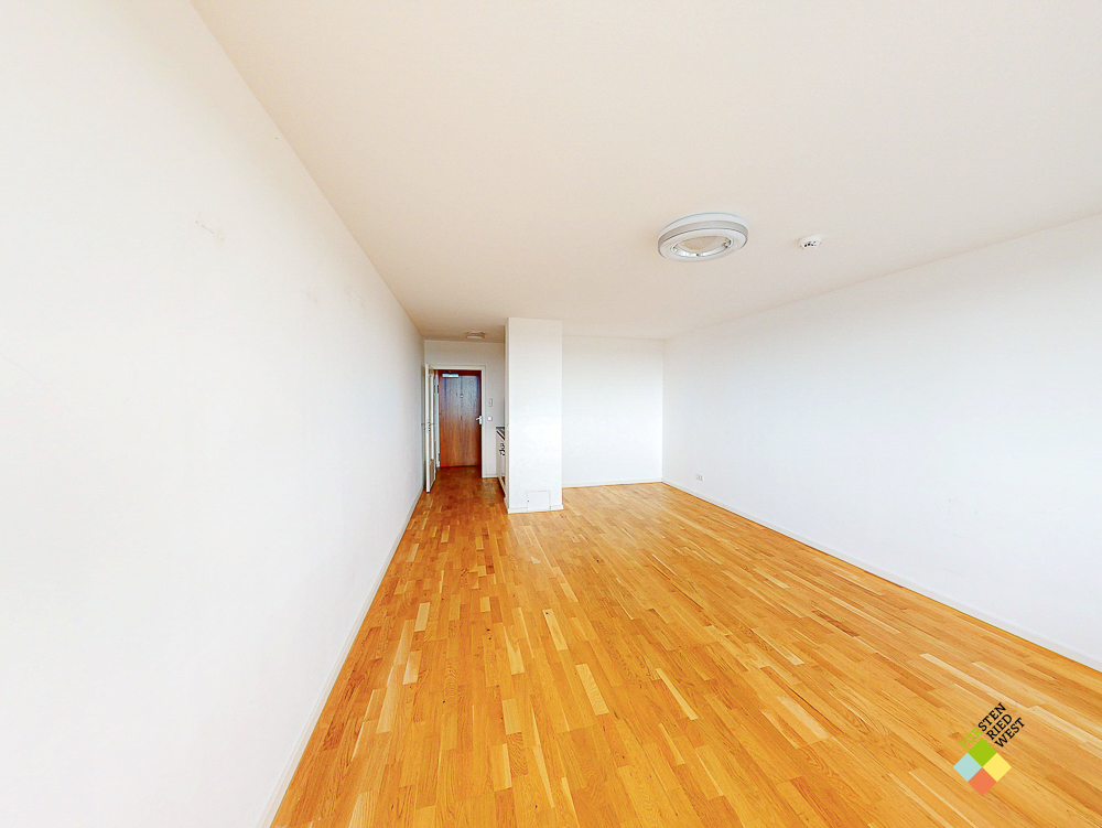 Hoch hinaus wohnen: Attraktives Single-Apartment mit Einbauküche - Foto 5