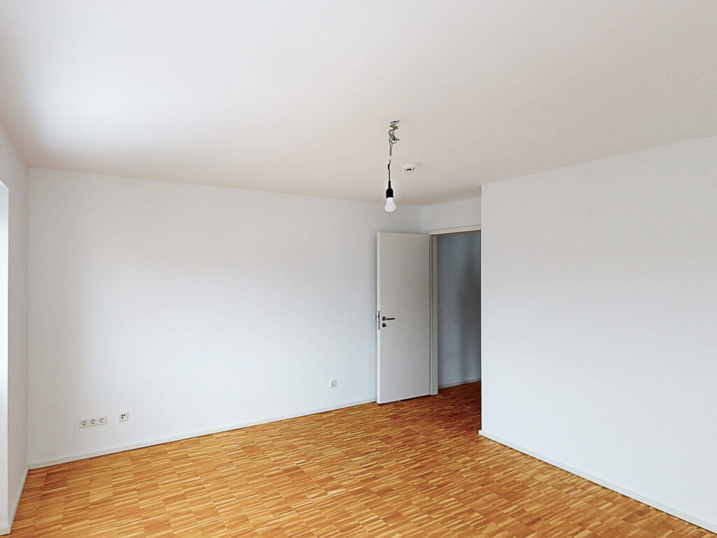 2 Zimmer mit EBK, Balkon und Tageslichtbad - Foto 2