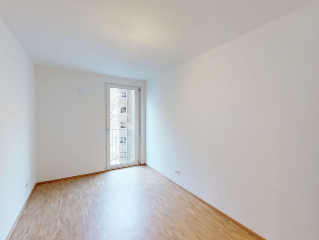 Ein Neubau für das Leben im Quartier mit großzügigem Wohnbereich und Balkon - Photo 4