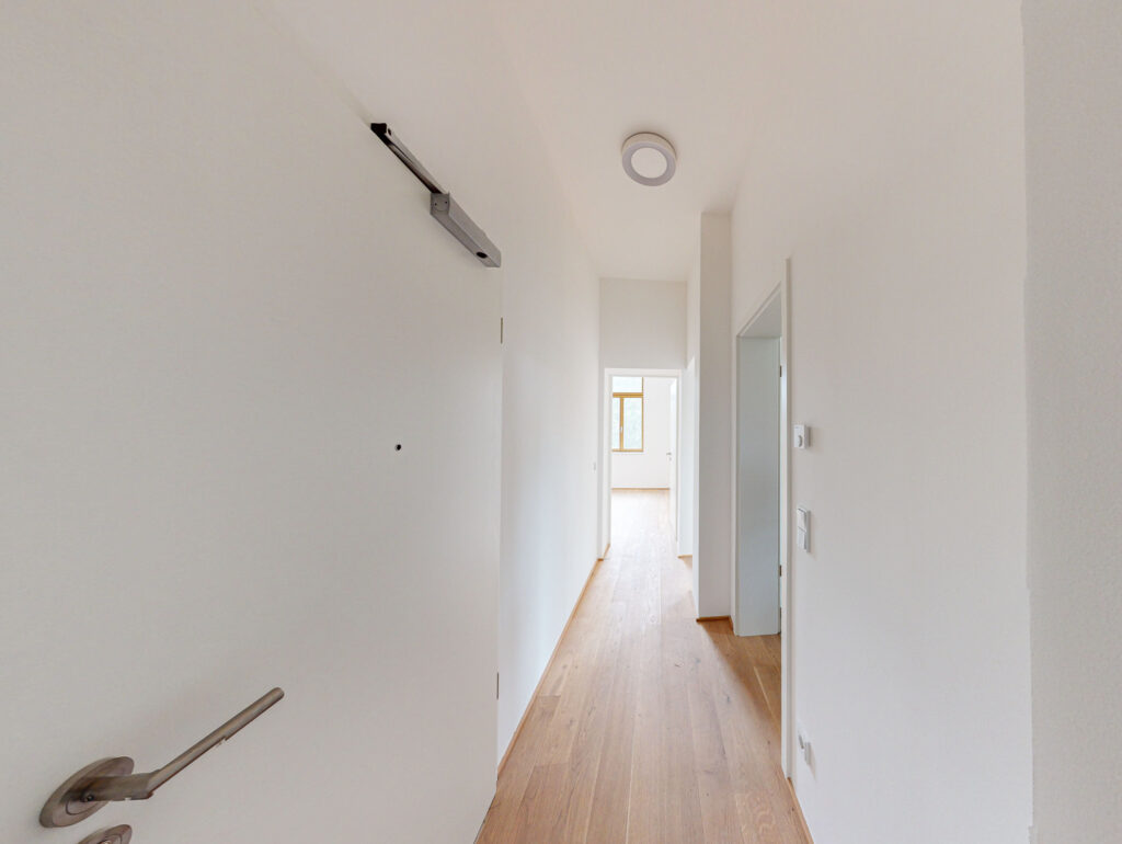 Neu und Stilvoll: Exklusive 3-Zimmer-Wohnung mit Einbauküche - Photo 3