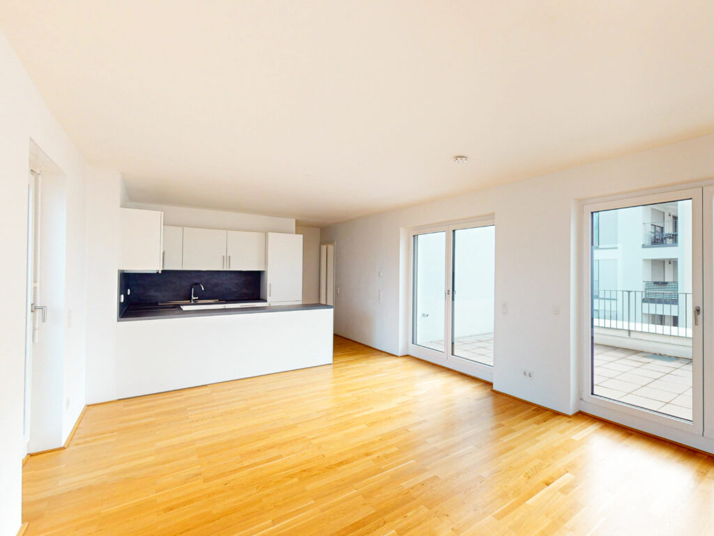 Exlusive 4-Zimmer-Wohnung mit EBK, Dachterrasse und zwei Bädern - Foto 1