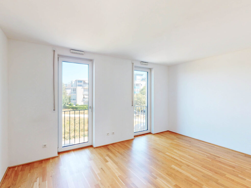 Ankommen in den Arkaden: Stilvolle 3-Zimmer-Wohnung mit Innenhof-Balkon - Photo 2