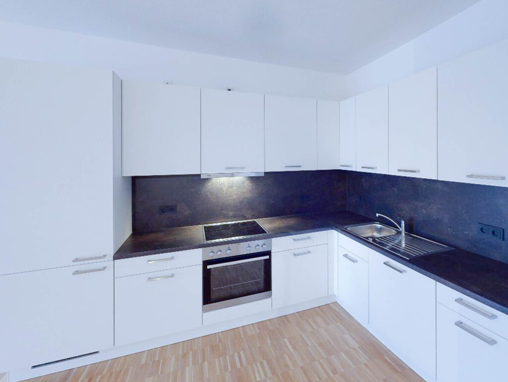 LUI Spandau: Attraktive 3-Zimmer-Wohnung mit EBK und Balkon. - Photo 3