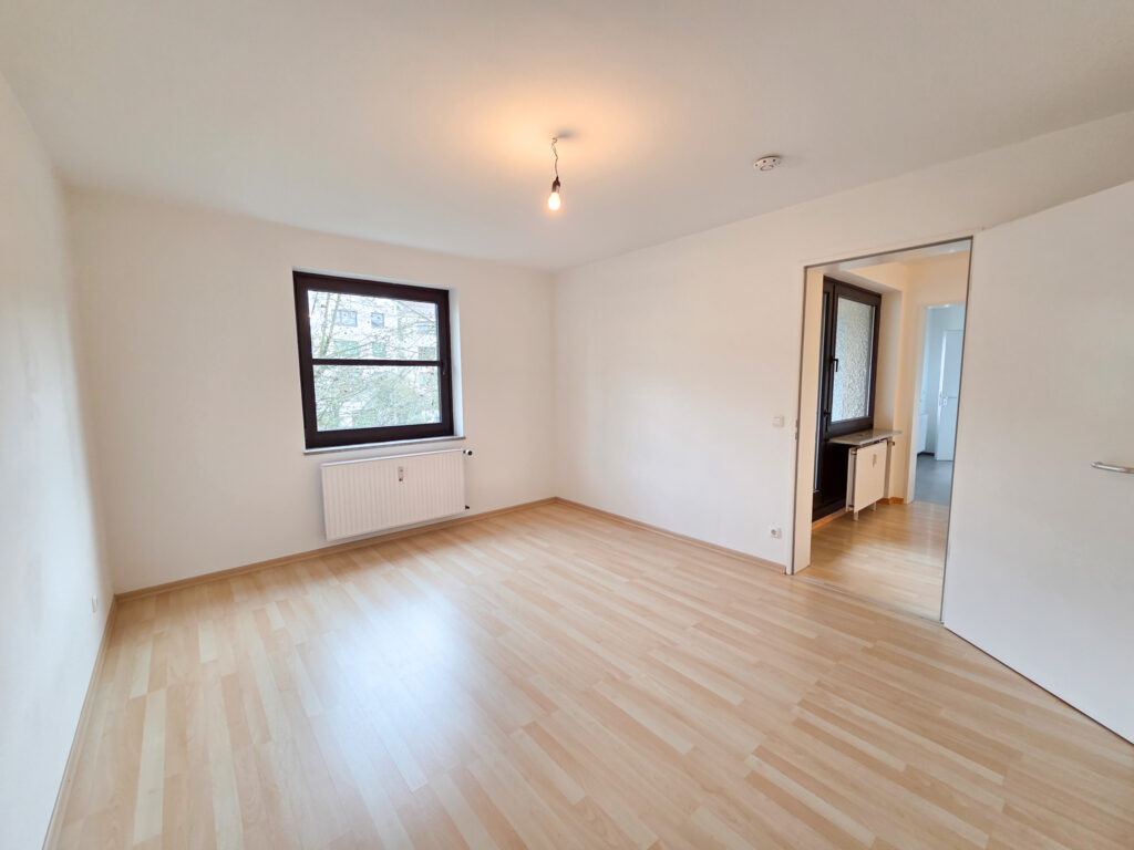 Altbaucharme trifft Wohnkomfort: 3-Zimmer-Wohnung in Unterschleißheim - Foto 3