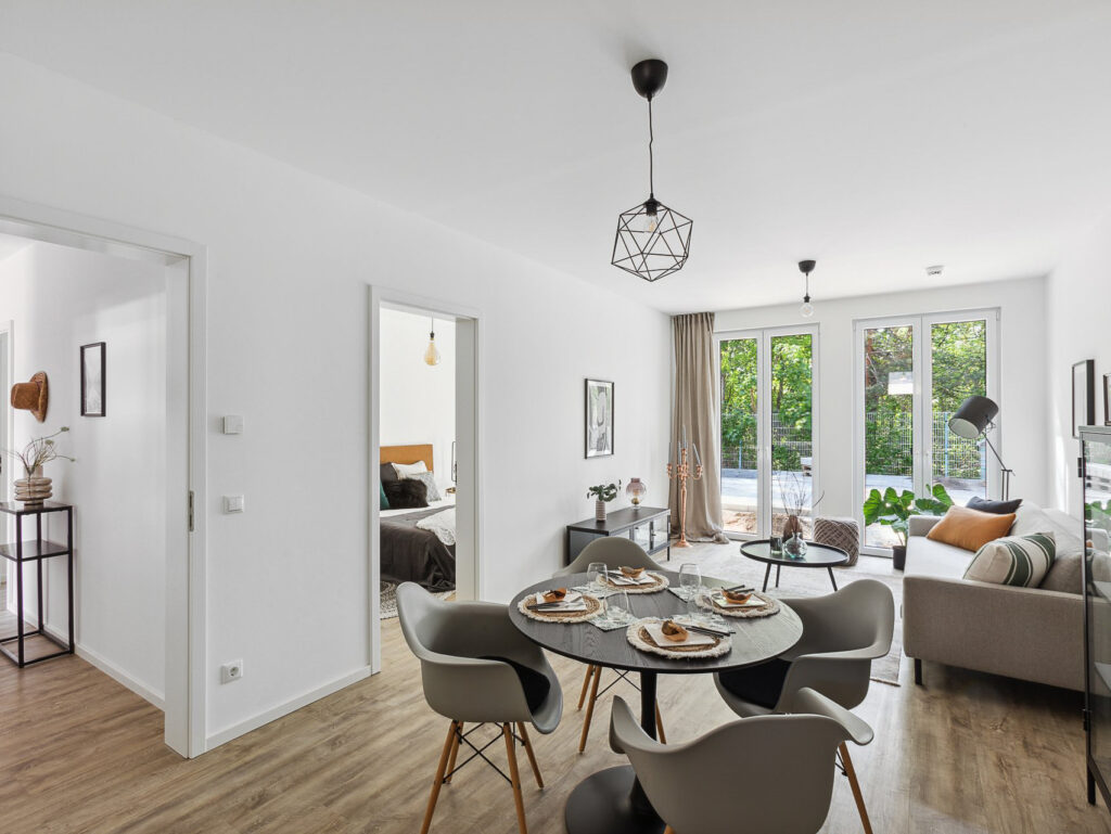 Hier fühlt man sich wohl: 2,5-Zimmer Wohnung mit EBK und Terrasse - Photo 1